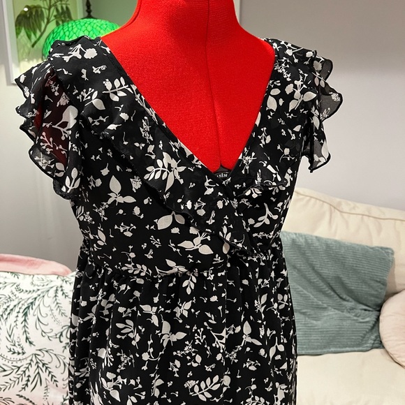 Converse One Star Floral Ruffle Dress Size S - Picture 5 of 7